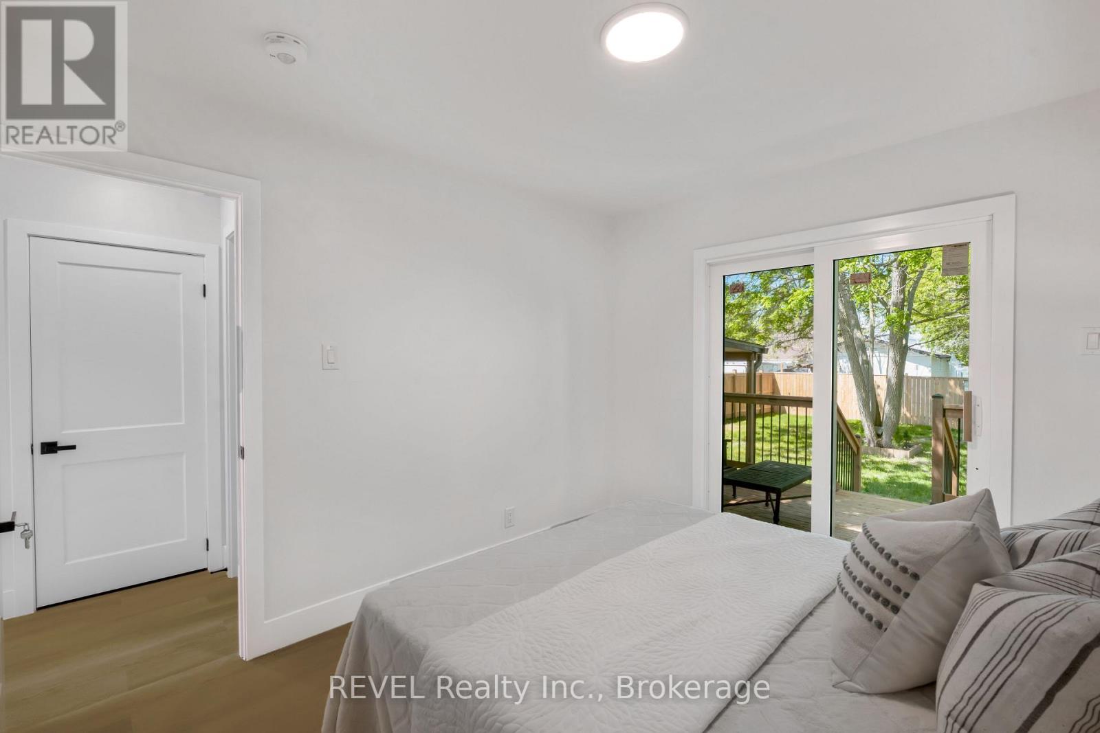 5261 Buchanan Avenue, Niagara Falls, Ontario  L2E 5A7 - Photo 13 - X13249556