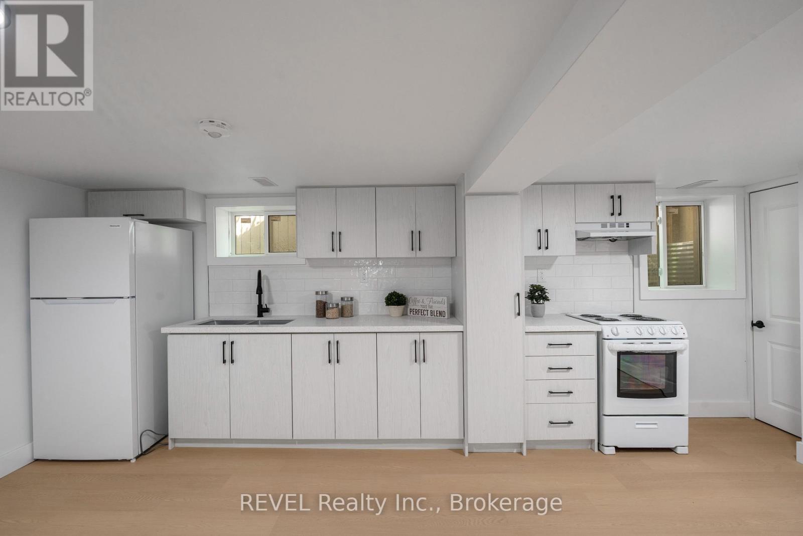 5261 Buchanan Avenue, Niagara Falls, Ontario  L2E 5A7 - Photo 21 - X13249556