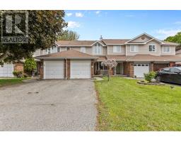 25 ORISKA WAY, Ottawa, Ontario
