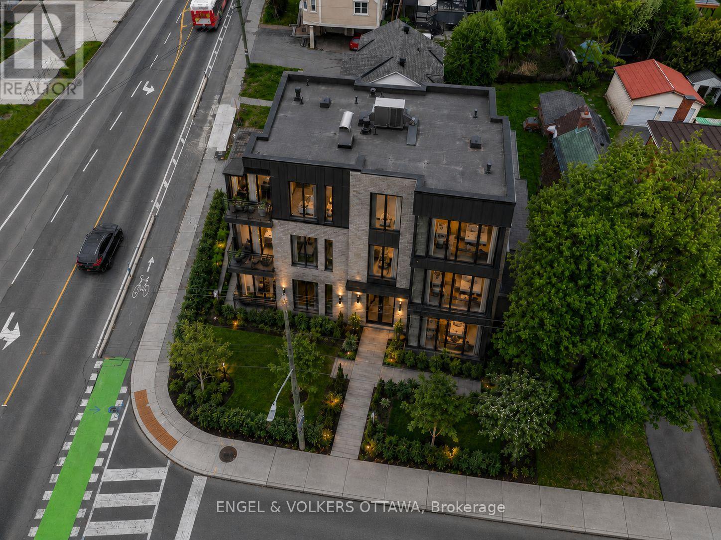 1 CAROLINE AVENUE, Ottawa, Ontario