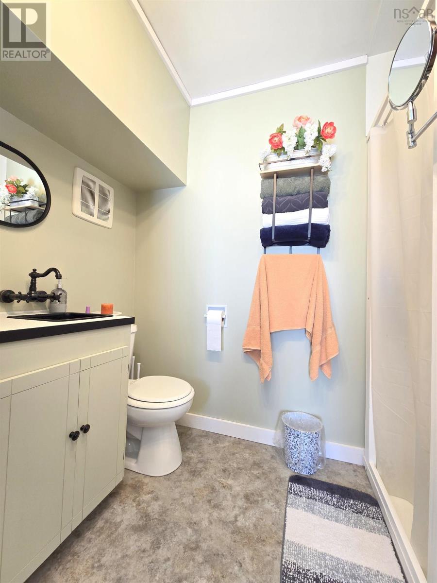 19 Hurley Road, Joggins, Nova Scotia  B0L 1A0 - Photo 22 - 202613432