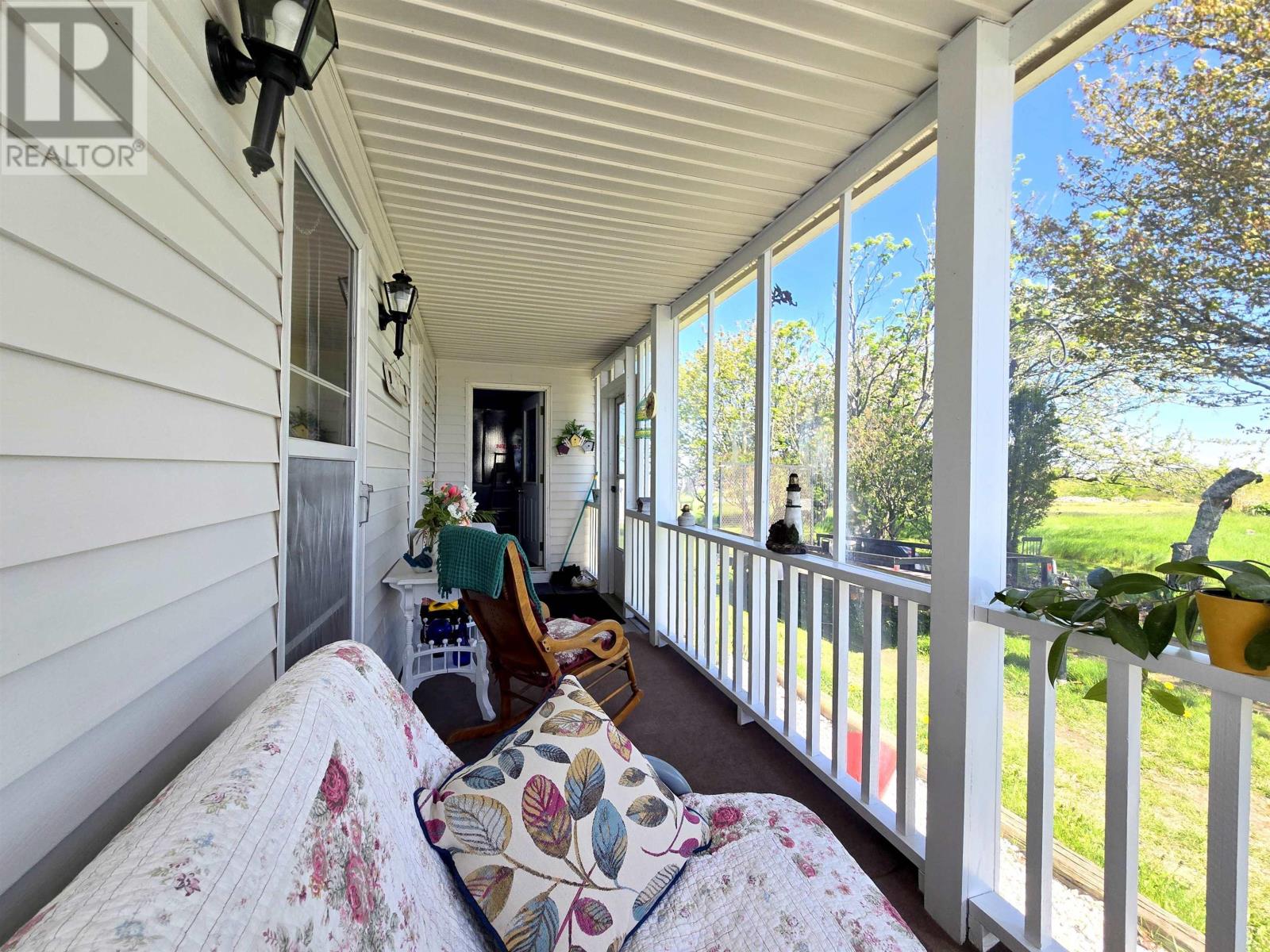 19 Hurley Road, Joggins, Nova Scotia  B0L 1A0 - Photo 8 - 202613432
