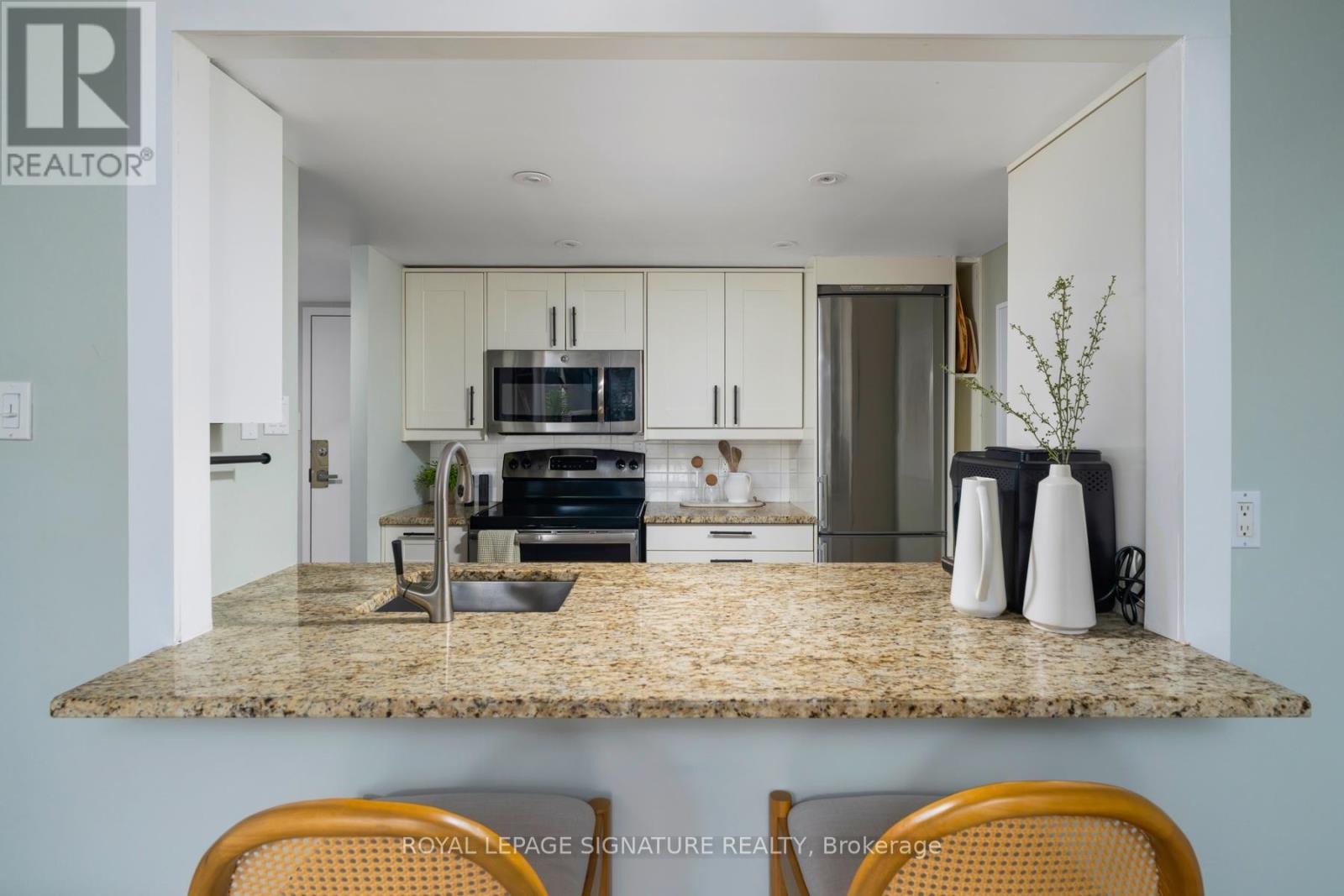 903 - 725 King Street W, Toronto, Ontario  M5V 2W9 - Photo 8 - C13249458