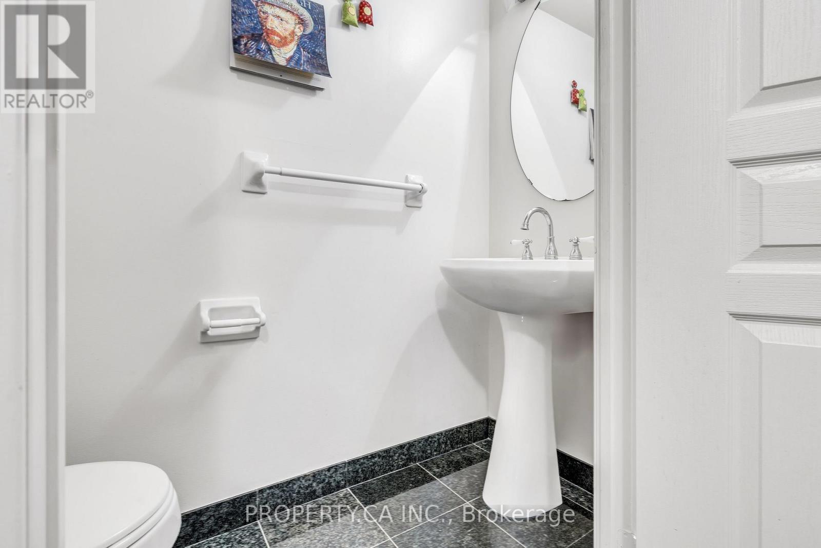 405 - 55 Harrison Garden Boulevard, Toronto, Ontario  M2N 7G3 - Photo 4 - C13249482