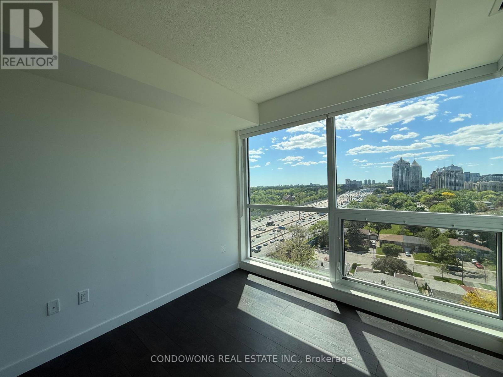 1807 - 25 Mcmahon Drive, Toronto, Ontario  M2K 0E4 - Photo 5 - C13249488