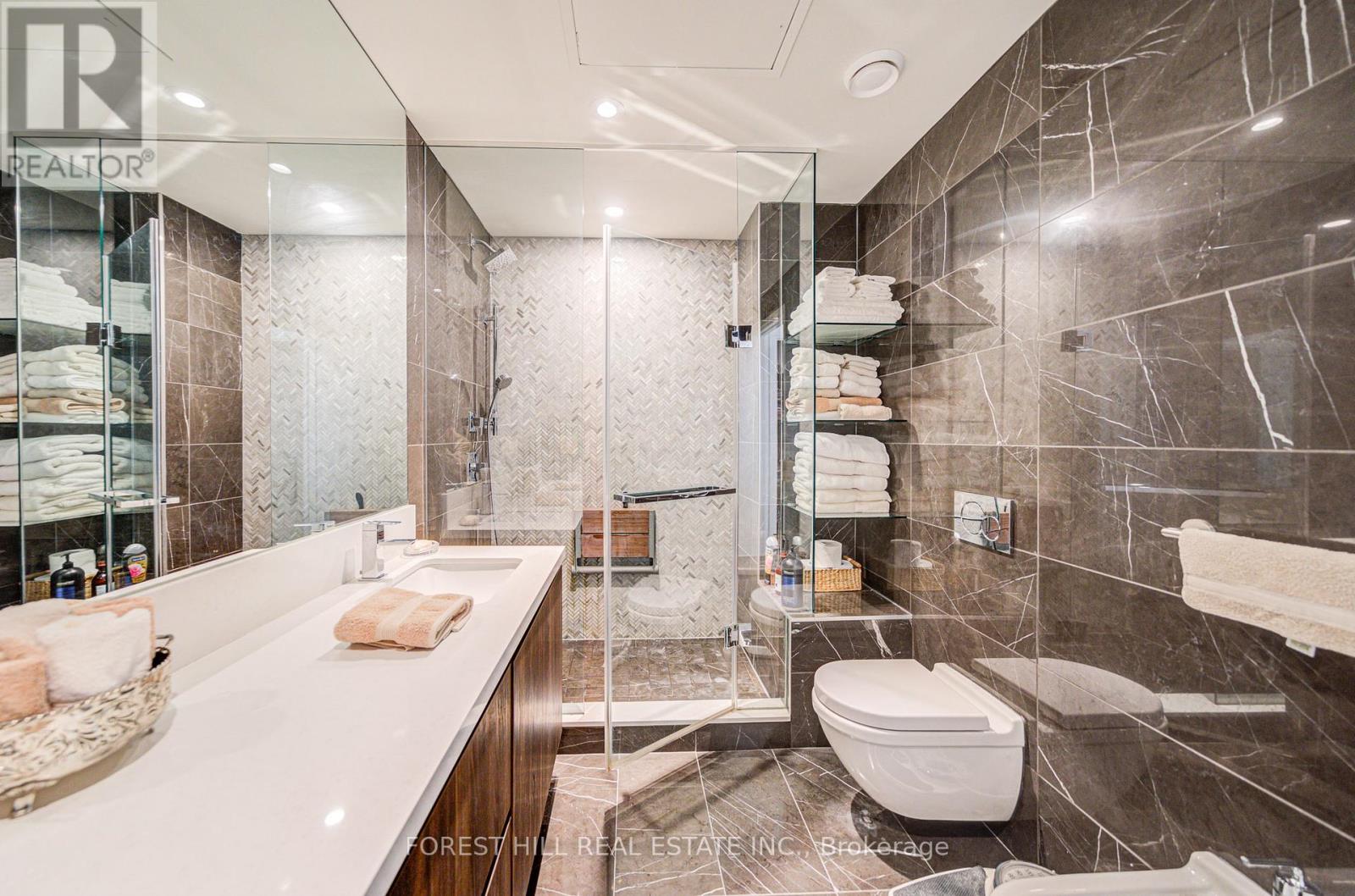 204 - 151 Avenue Road, Toronto, Ontario  M5R 0B8 - Photo 13 - C13249590