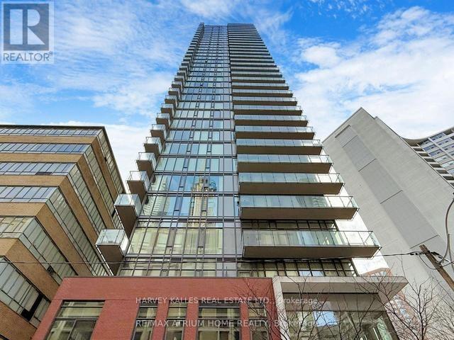 2202 - 75 ST NICHOLAS STREET, Toronto, Ontario