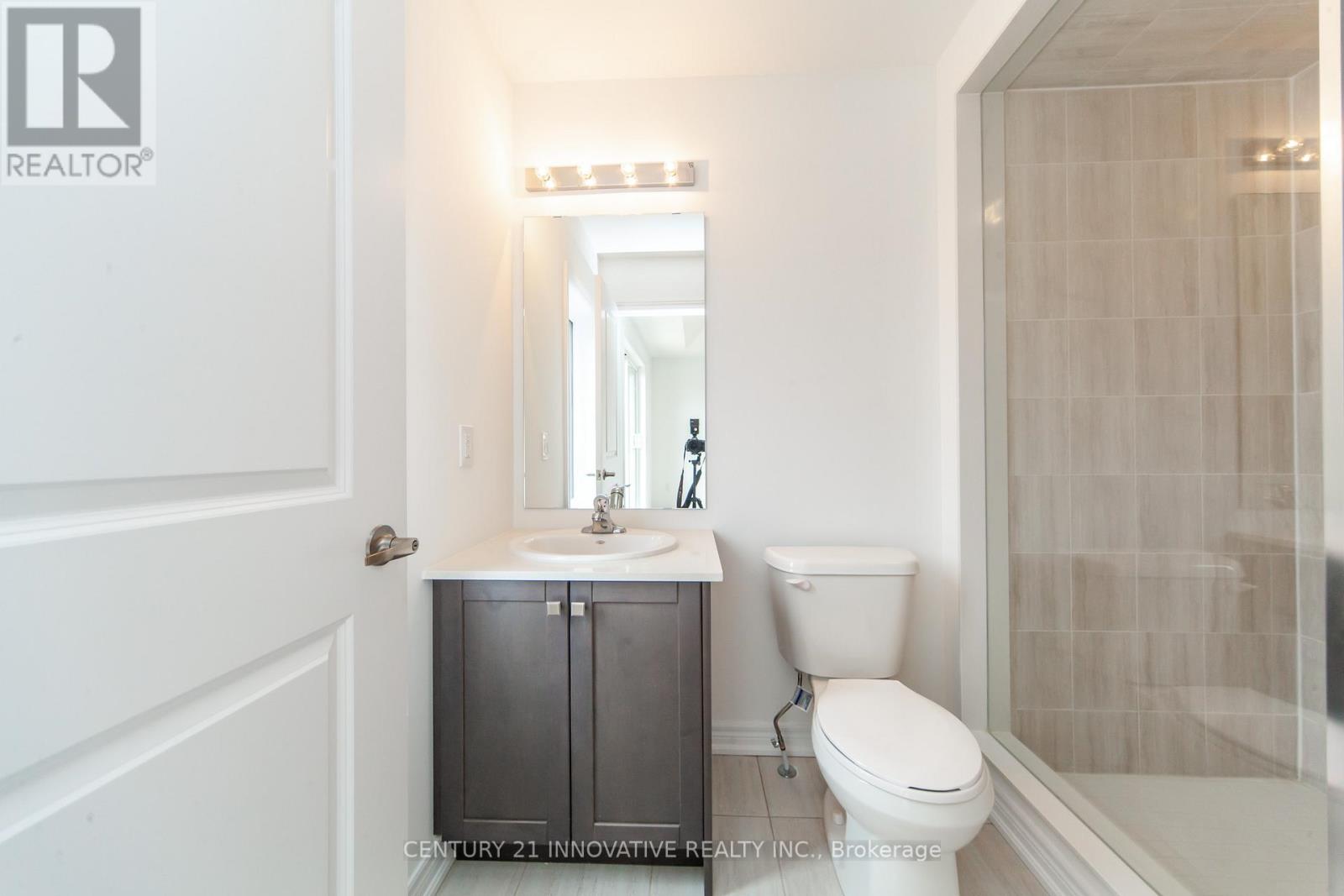 29 Steamboat Way, Whitby, Ontario  L1N 0M6 - Photo 18 - E13249256