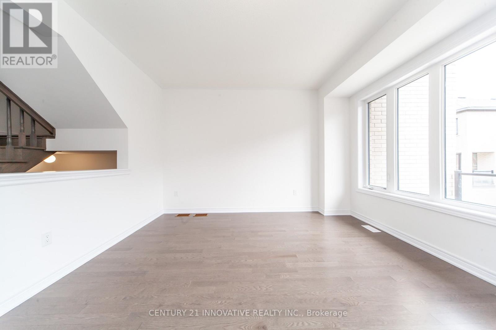 29 Steamboat Way, Whitby, Ontario  L1N 0M6 - Photo 6 - E13249256