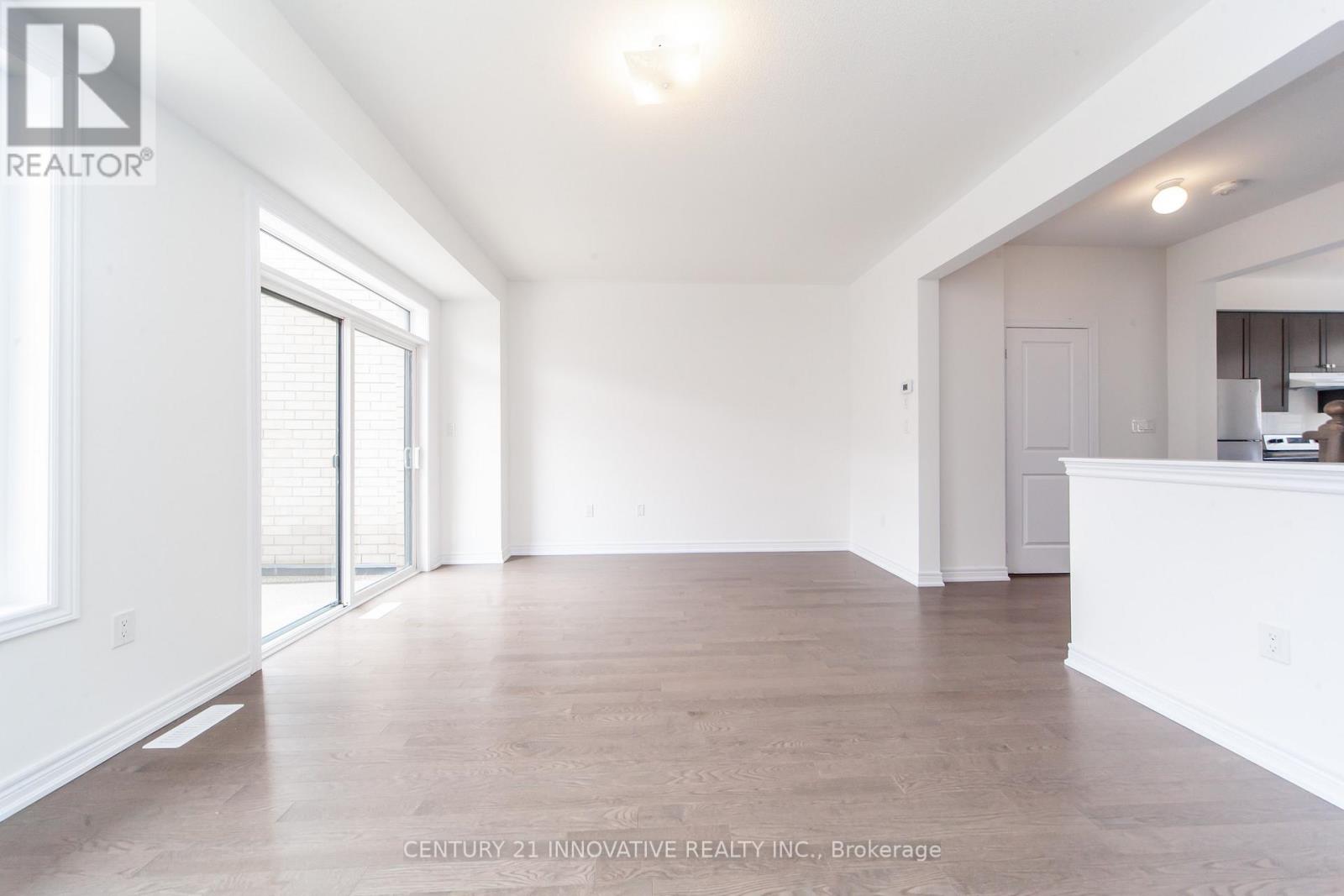 29 Steamboat Way, Whitby, Ontario  L1N 0M6 - Photo 8 - E13249256