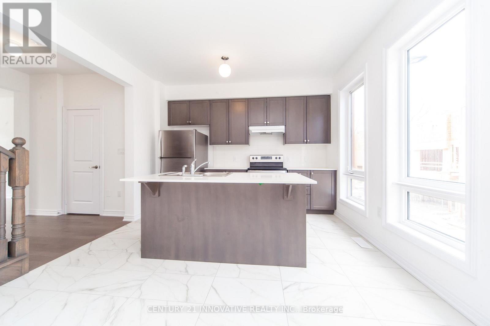29 Steamboat Way, Whitby, Ontario  L1N 0M6 - Photo 9 - E13249256