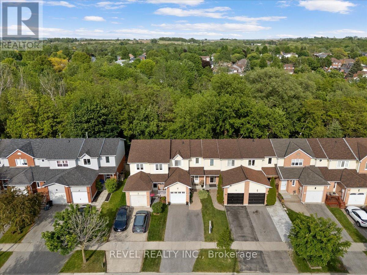 113 Galbraith Court, Clarington, Ontario  L1C 4P7 - Photo 1 - E13249266