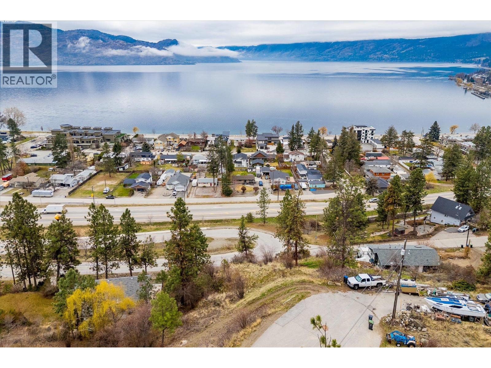 4290 1st Avenue Peachland Photo 5