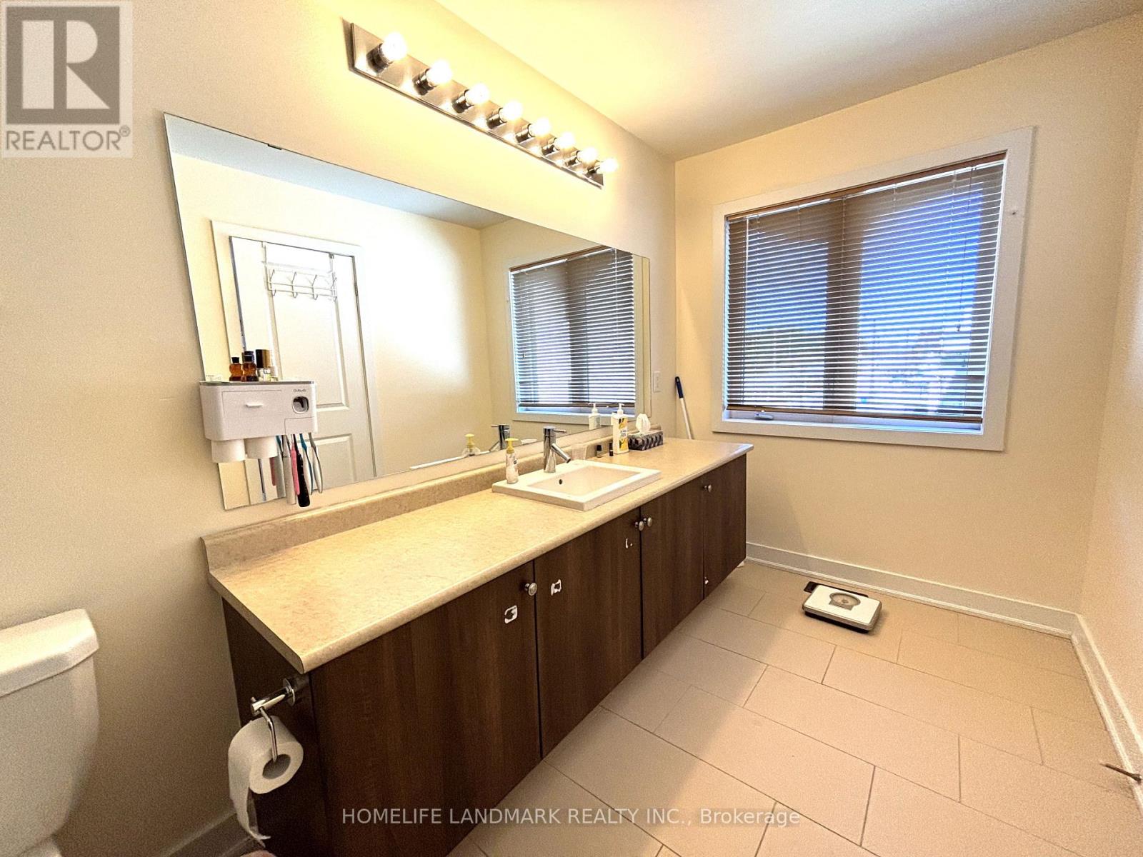 11 Kohl Street, Richmond Hill, Ontario  L4E 1C6 - Photo 18 - N13249480