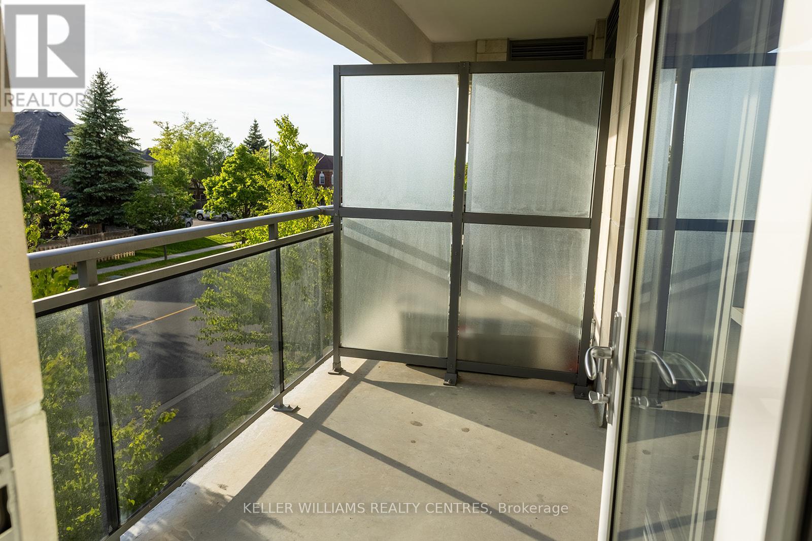216 - 111 Civic Square Gate W, Aurora, Ontario  L4G 0S6 - Photo 13 - N13249494