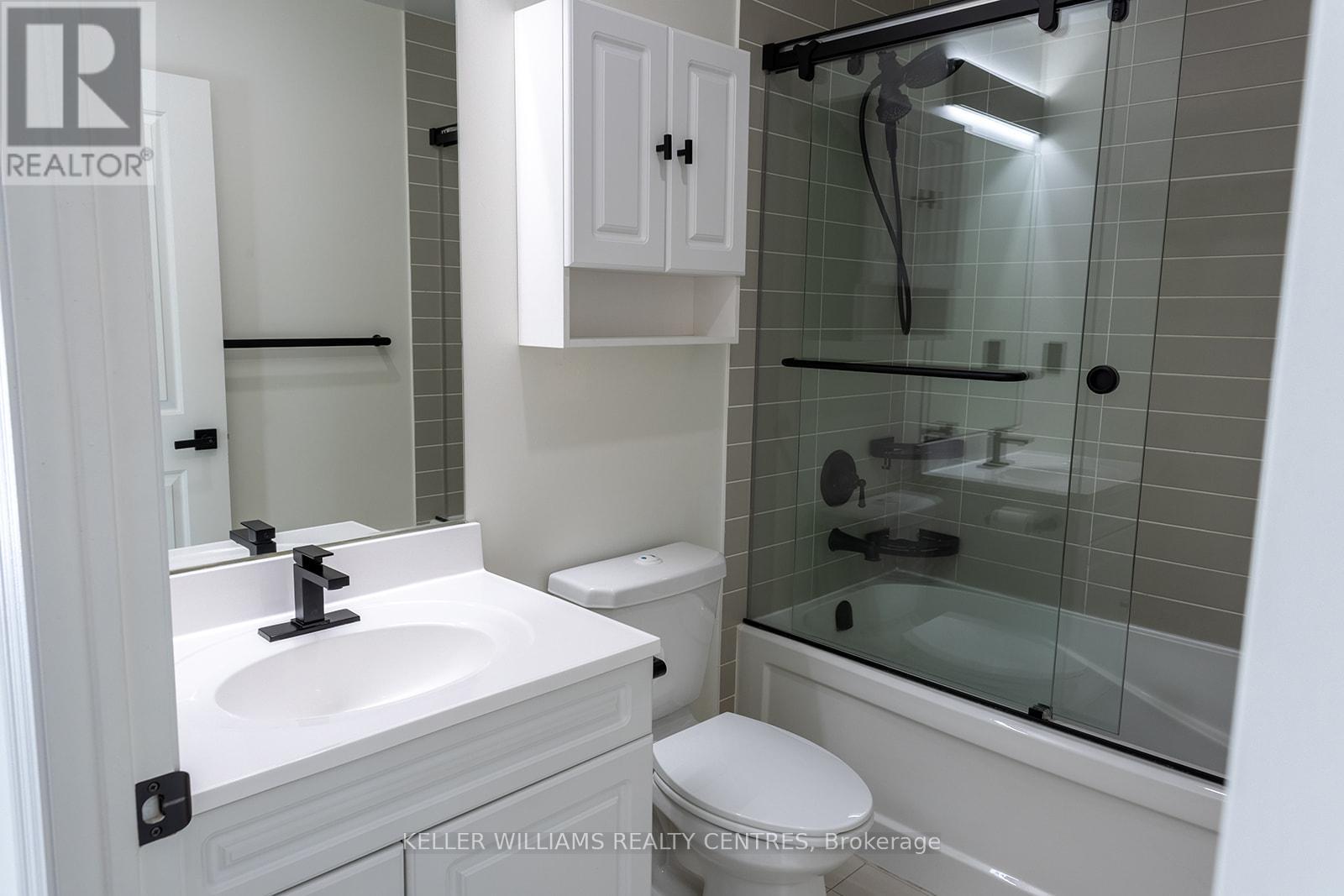 216 - 111 Civic Square Gate W, Aurora, Ontario  L4G 0S6 - Photo 6 - N13249494