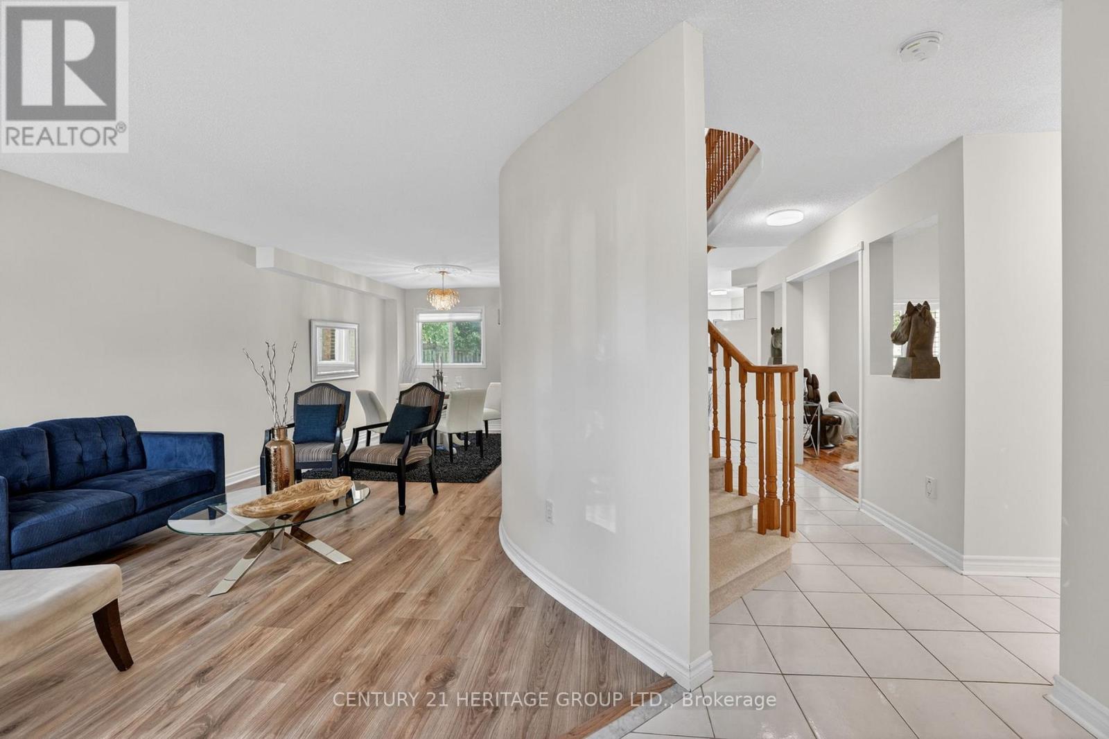 130 Fletcher Street, Bradford West Gwillimbury, Ontario  L3Z 2Y9 - Photo 3 - N13249510