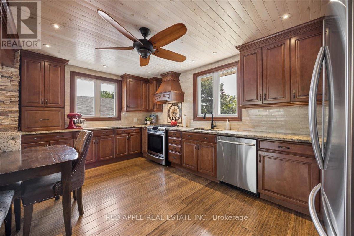 112 Luxury Avenue, Bradford West Gwillimbury (Bradford), Ontario  L3Z 1T4 - Photo 5 - N13249606