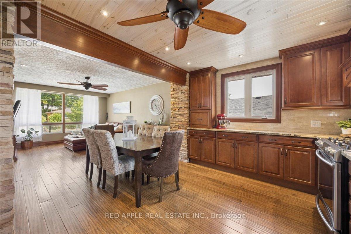 112 Luxury Avenue, Bradford West Gwillimbury (Bradford), Ontario  L3Z 1T4 - Photo 6 - N13249606