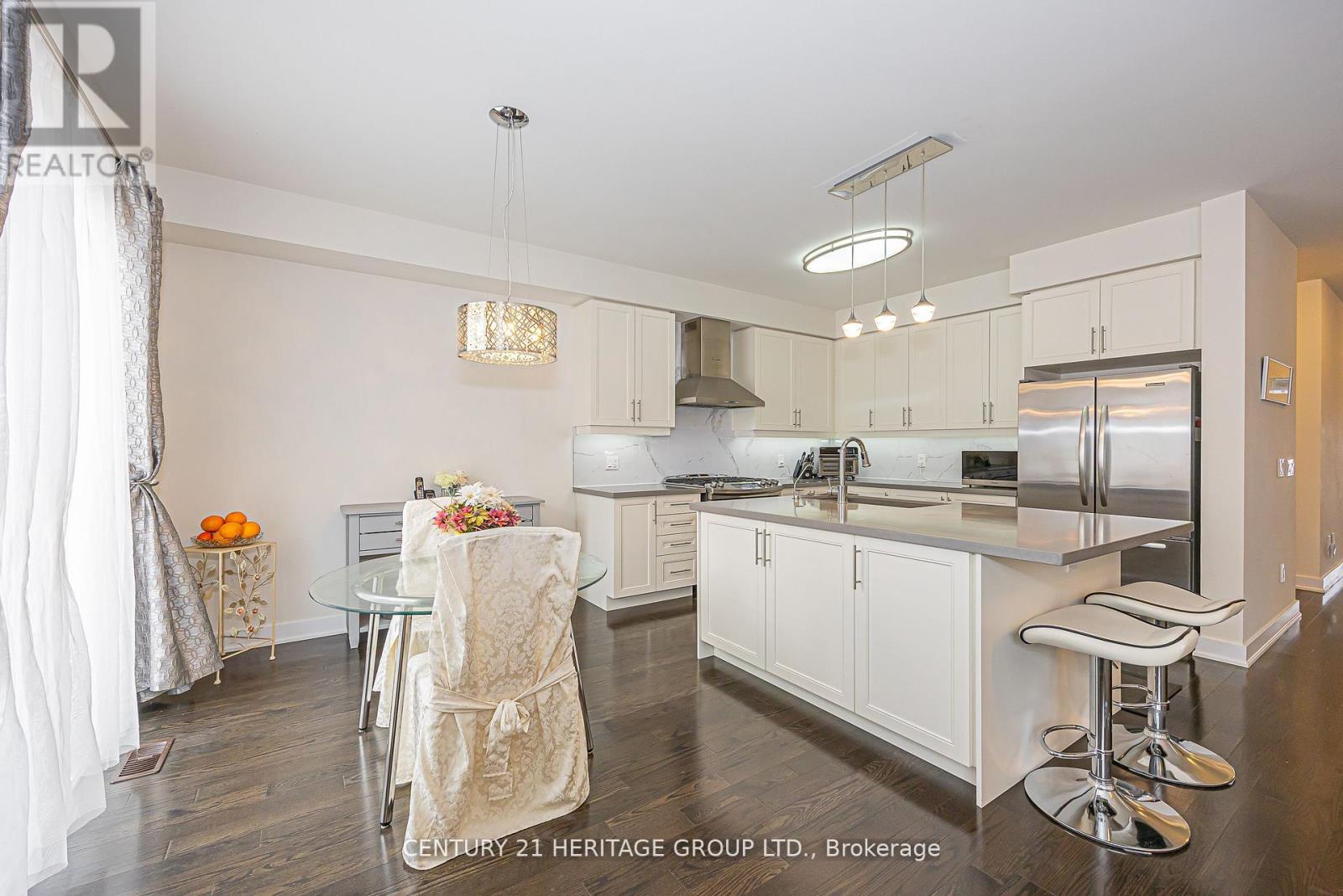 25 Helliwell Crescent, Richmond Hill, Ontario  L4E 1C7 - Photo 10 - N13249628