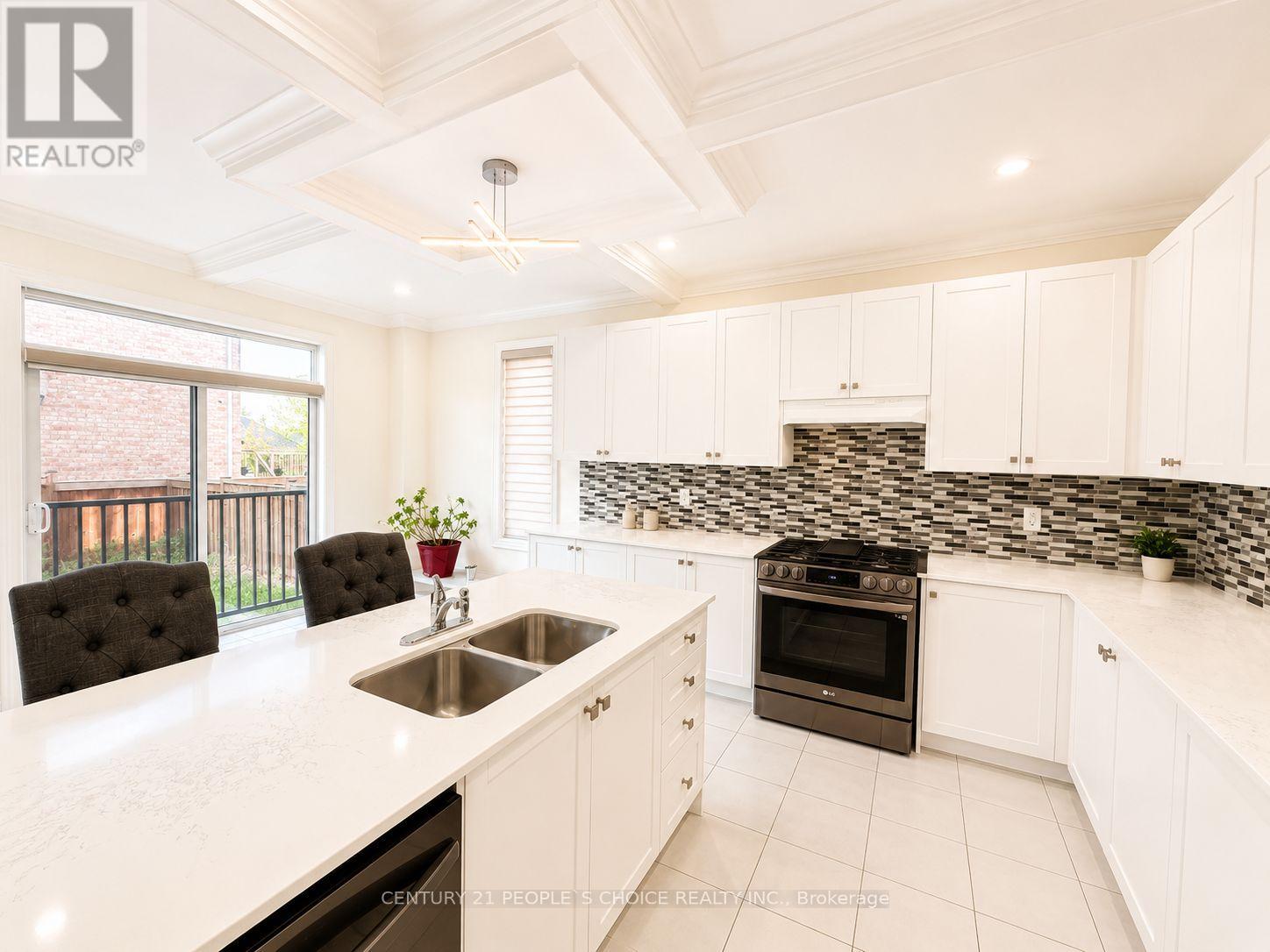 64 Coldwell Bay Circle, Vaughan, Ontario  L4H 5E9 - Photo 34 - N13249688