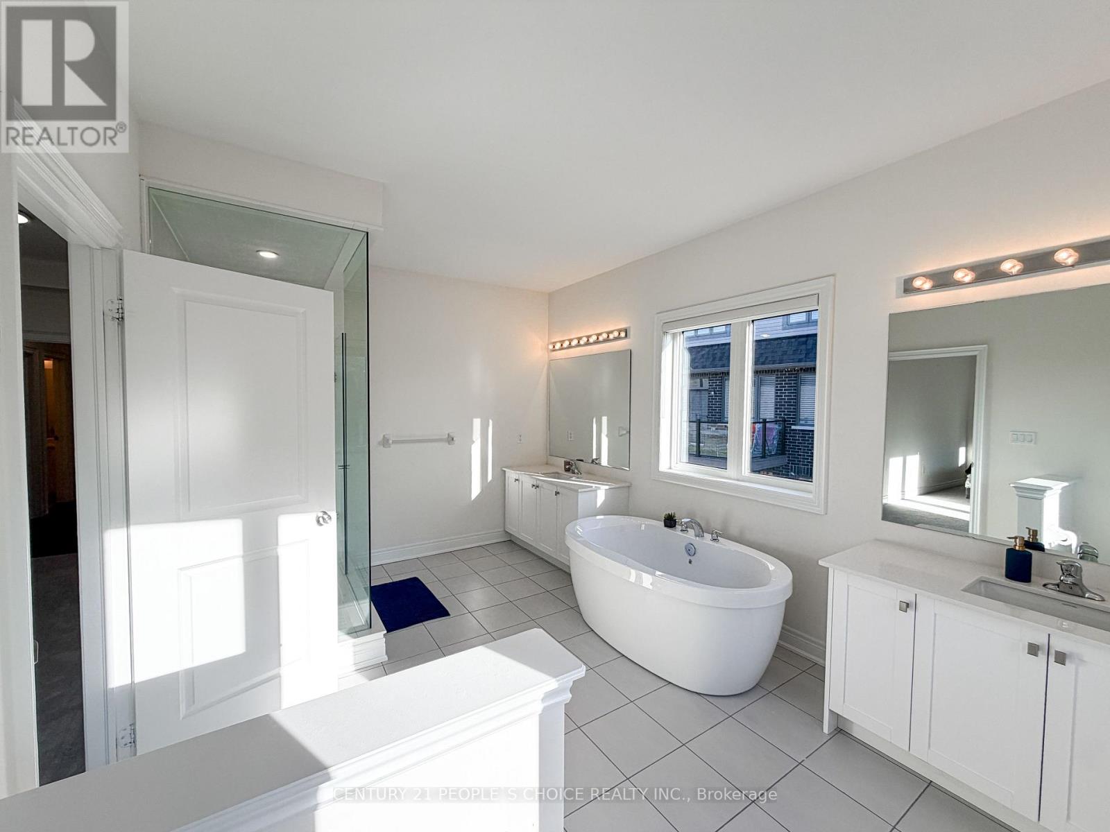 64 Coldwell Bay Circle, Vaughan, Ontario  L4H 5E9 - Photo 47 - N13249688