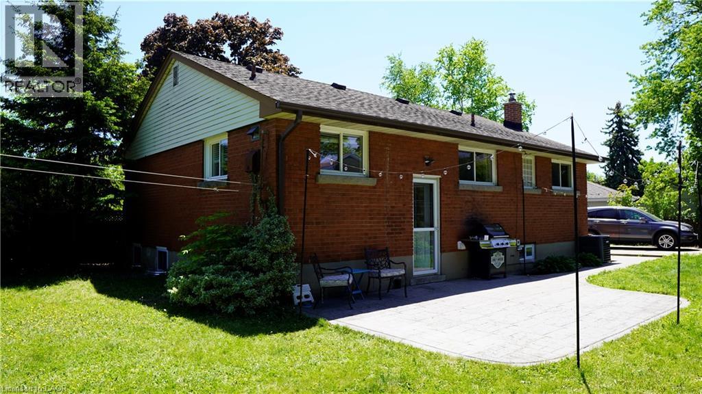 12 CECILIA Court