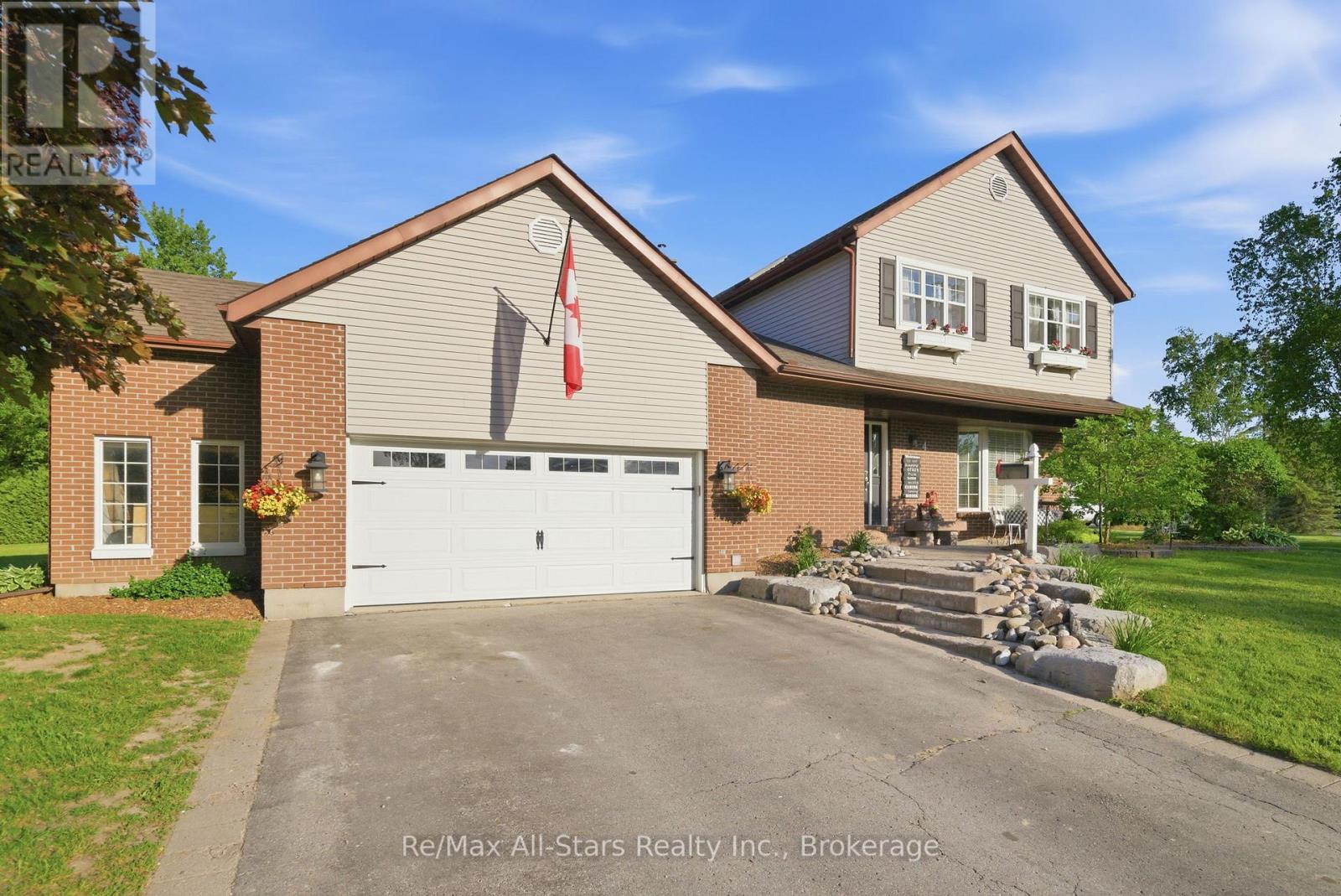 4 CIRCLE DRIVE, Scugog, Ontario