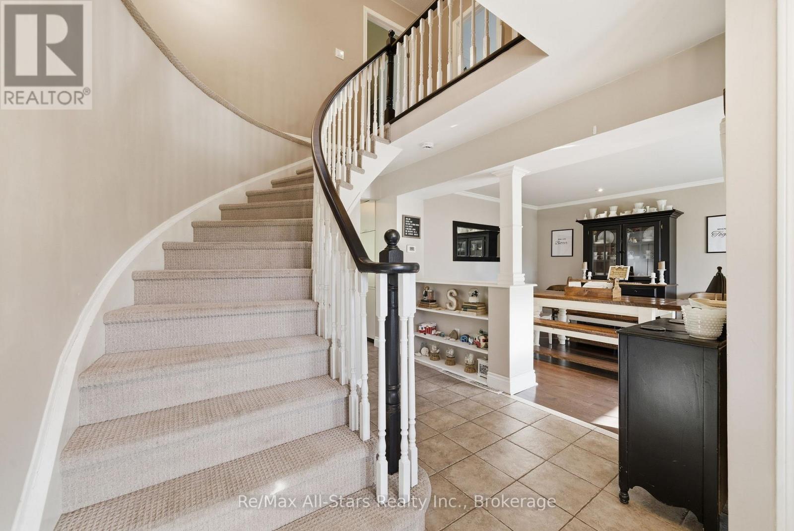 4 Circle Drive, Scugog, Ontario  L9L 1N9 - Photo 8 - E13249812