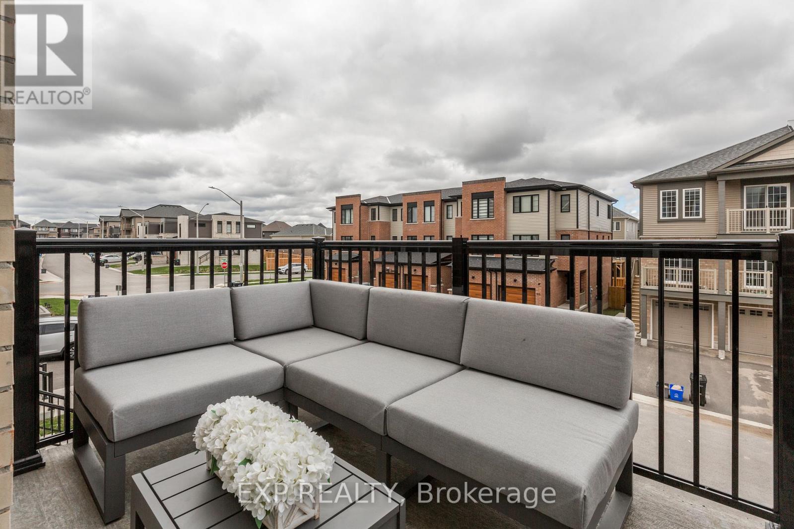 48 Hay Lane, Barrie, Ontario  L9J 0T8 - Photo 20 - S13249600