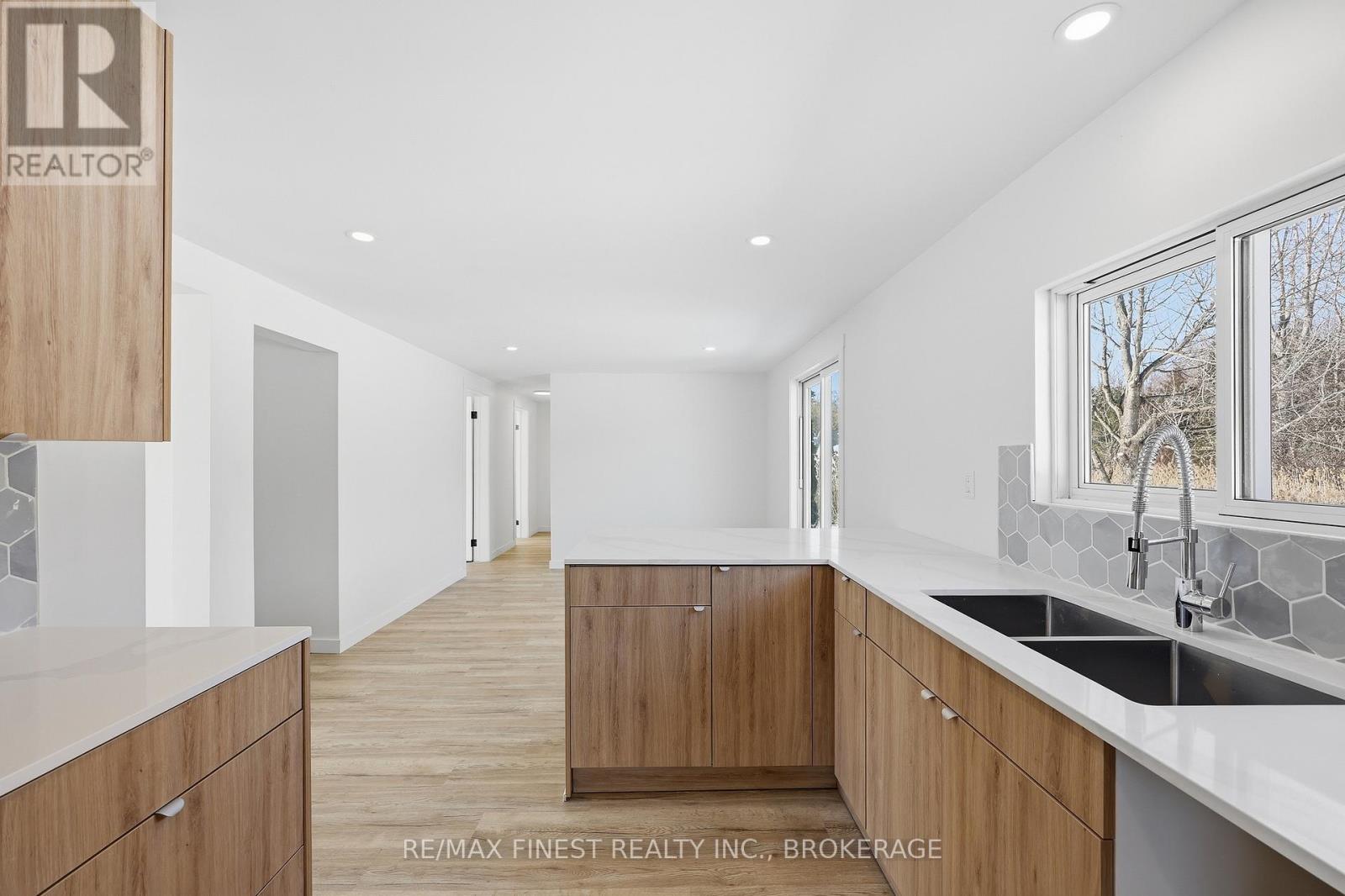 1162 Thousand Islands Parkway, Front Of Yonge, Ontario  K0E 1R0 - Photo 13 - X13249748