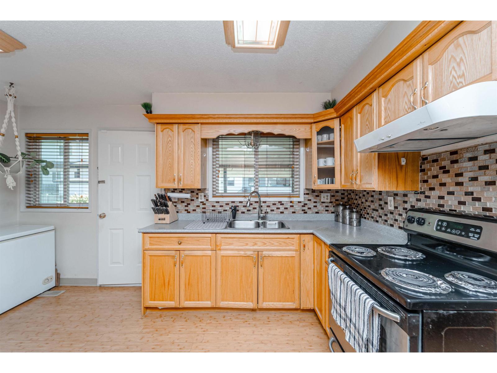 2104 Bakerview Street, Abbotsford, British Columbia  V2T 3B1 - Photo 15 - R3132070