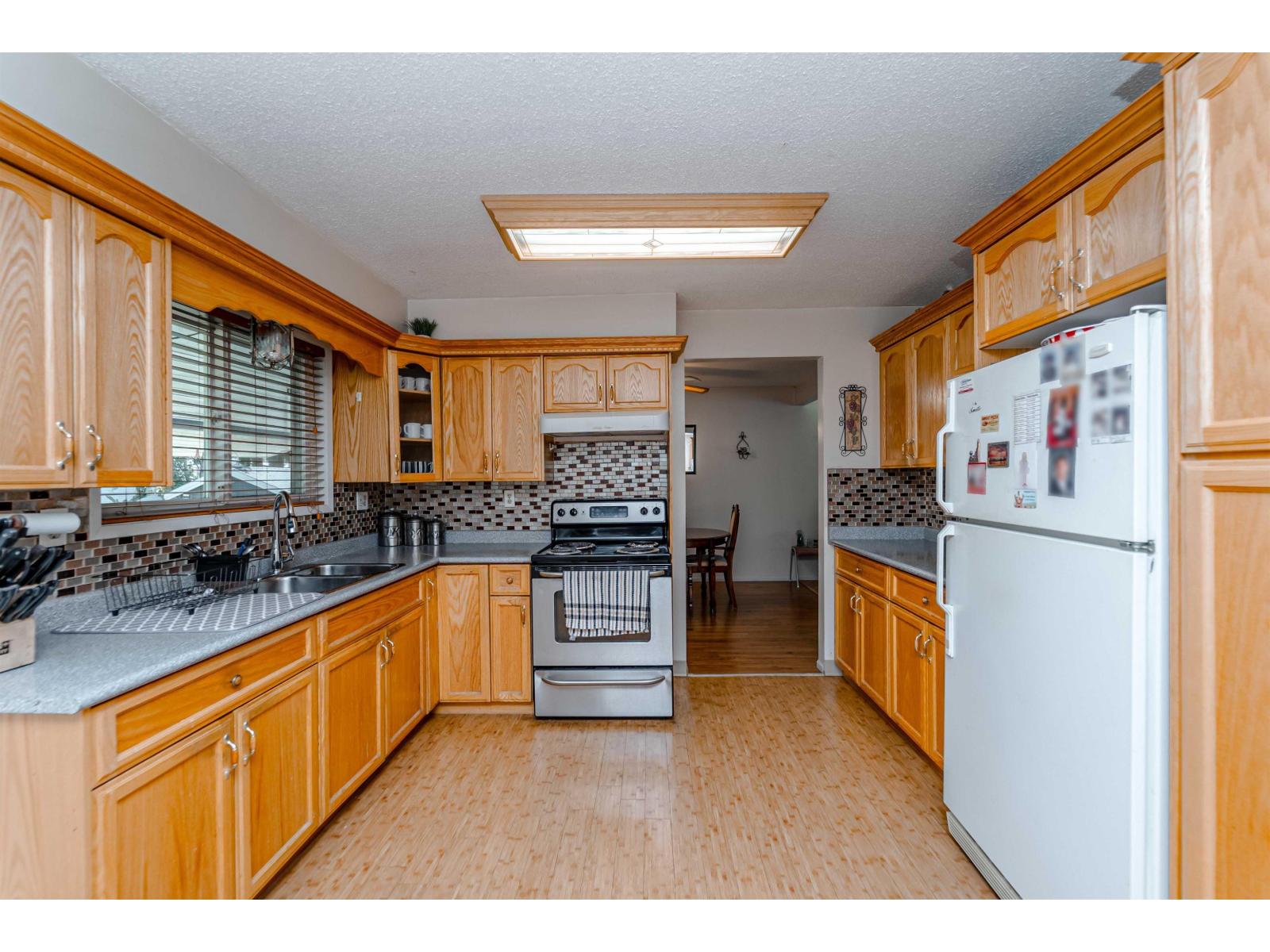 2104 Bakerview Street, Abbotsford, British Columbia  V2T 3B1 - Photo 12 - R3132070