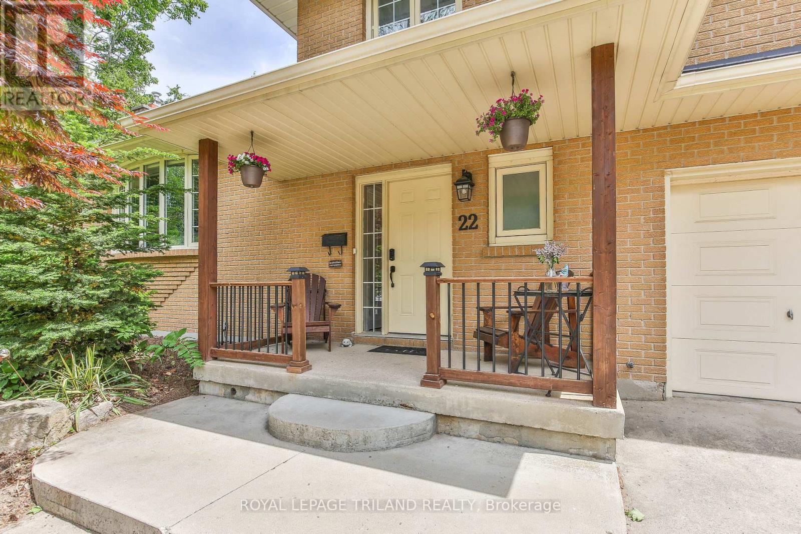 22 York Street, Middlesex Centre, Ontario  N0L 1E0 - Photo 2 - X13249864
