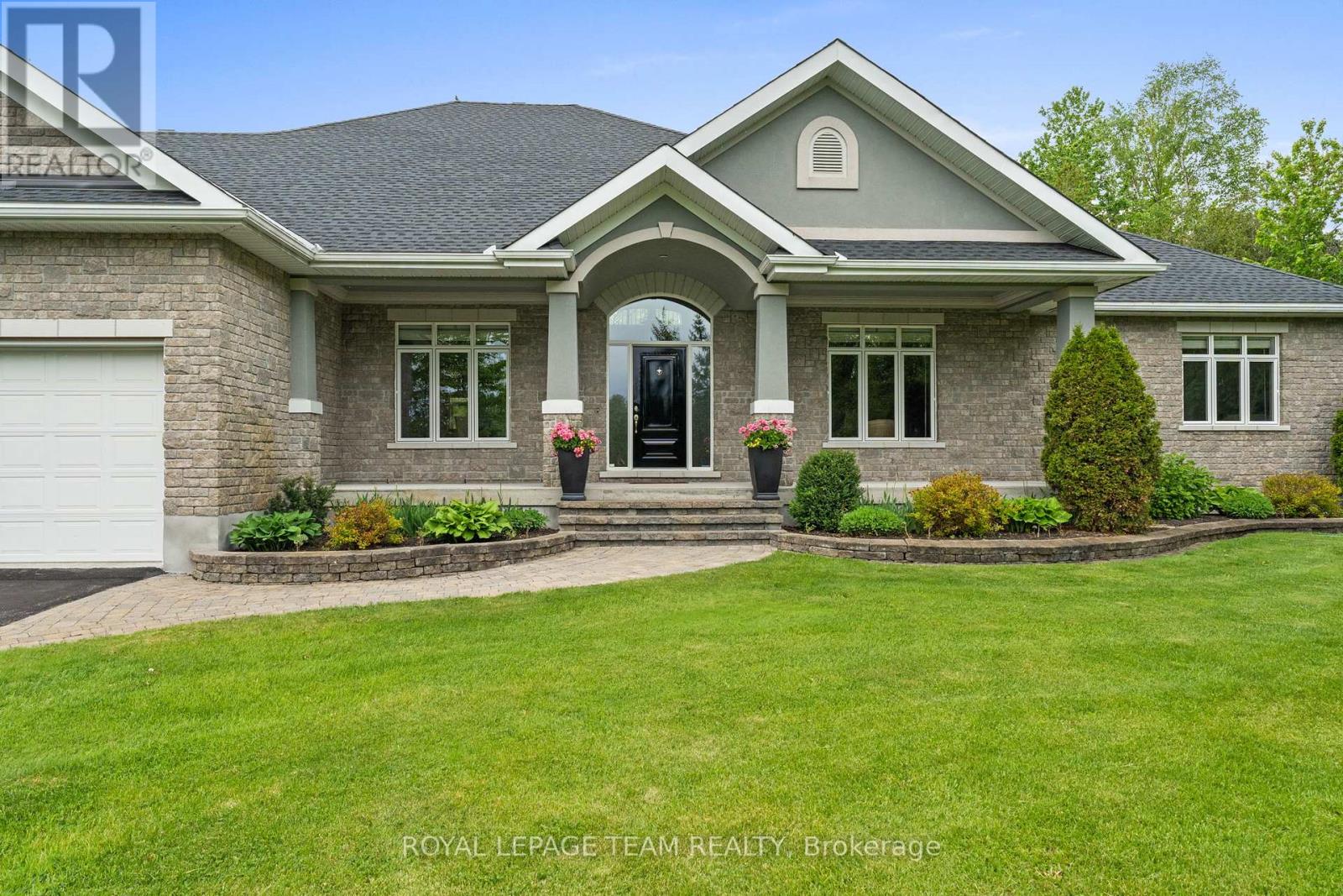 6152 Knights Drive, Ottawa, Ontario  K4M 0A2 - Photo 5 - X13249794