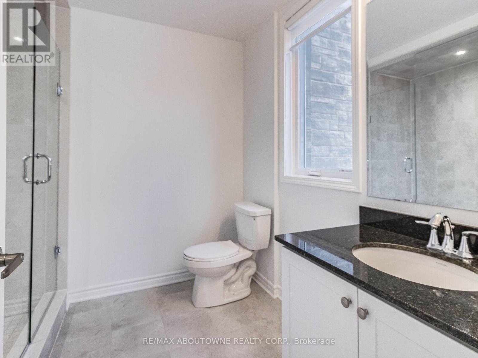 3001 Duggan Trail, Oakville, Ontario  L6H 7X1 - Photo 10 - W13249408
