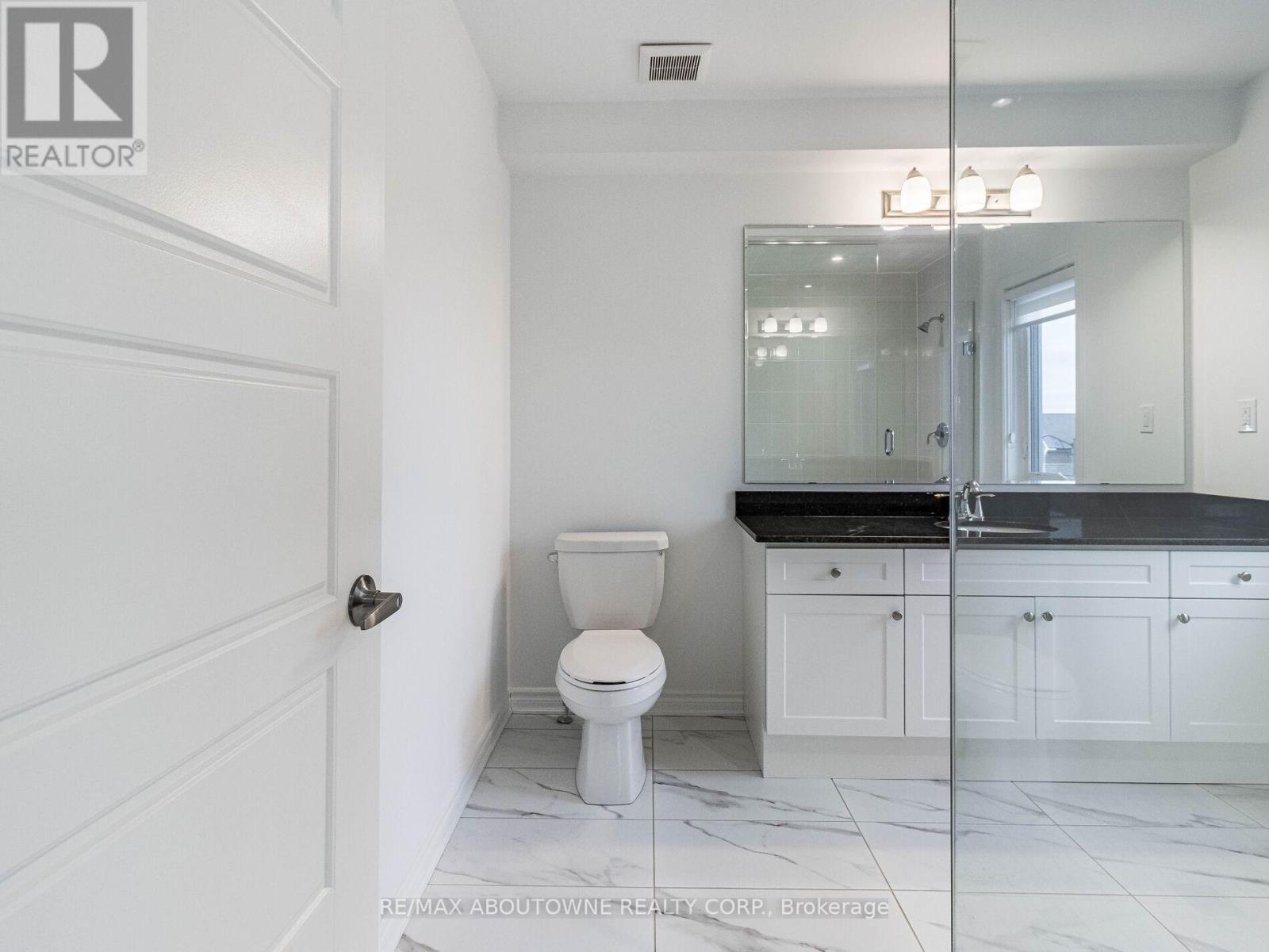 3001 Duggan Trail, Oakville, Ontario  L6H 7X1 - Photo 28 - W13249408