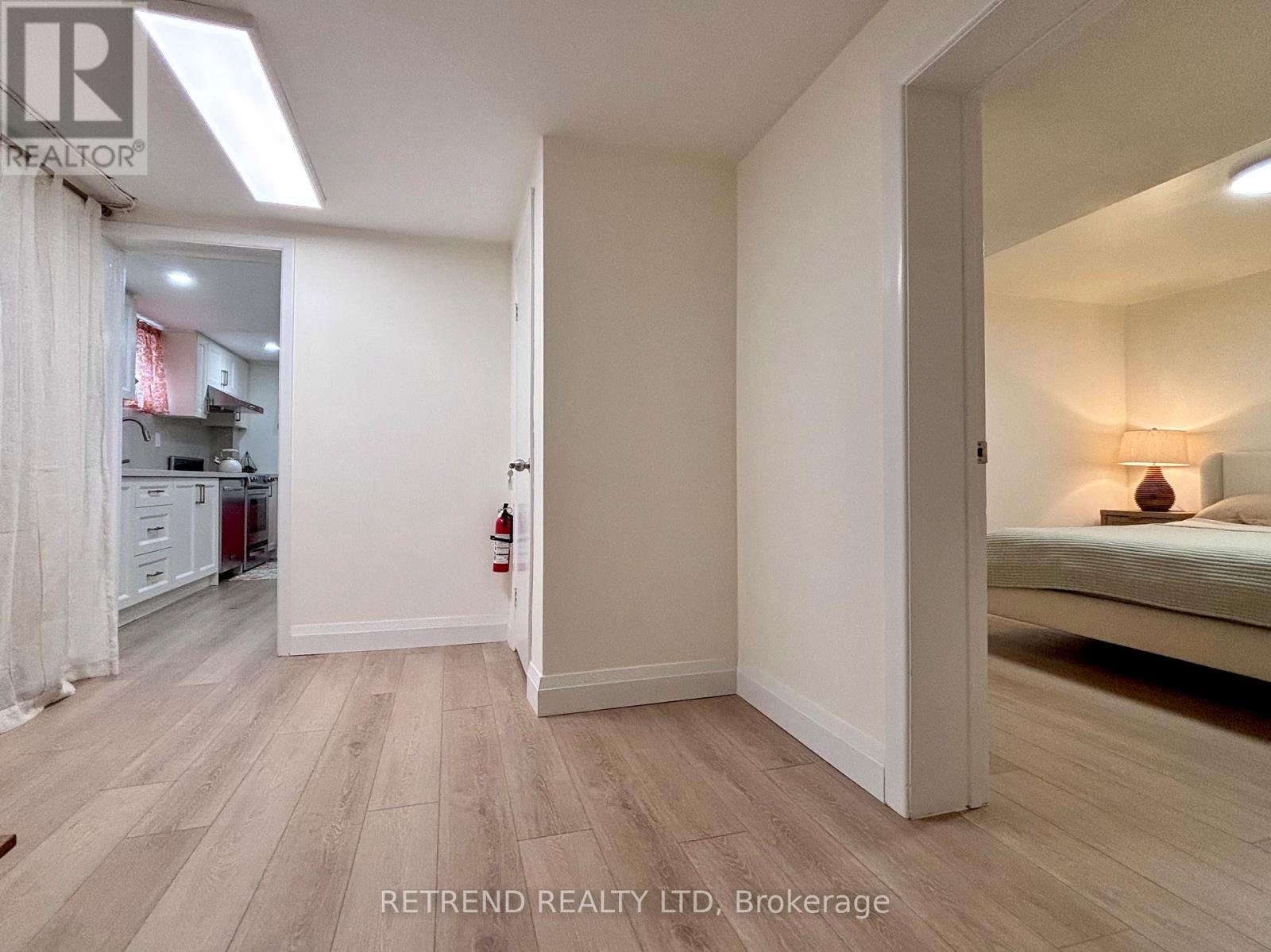 Lower - 260 Ranee Avenue, Toronto, Ontario  M6A 1N6 - Photo 13 - W13249522