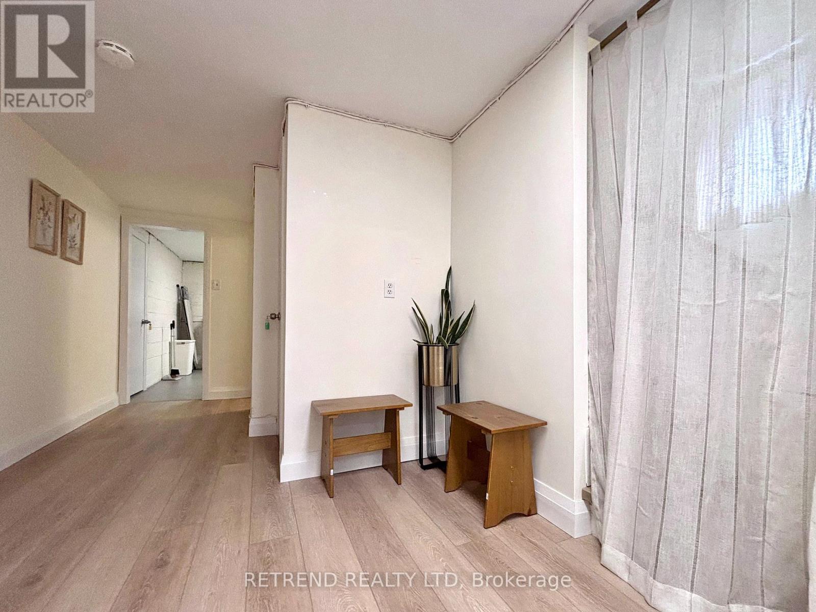 Lower - 260 Ranee Avenue, Toronto, Ontario  M6A 1N6 - Photo 18 - W13249522