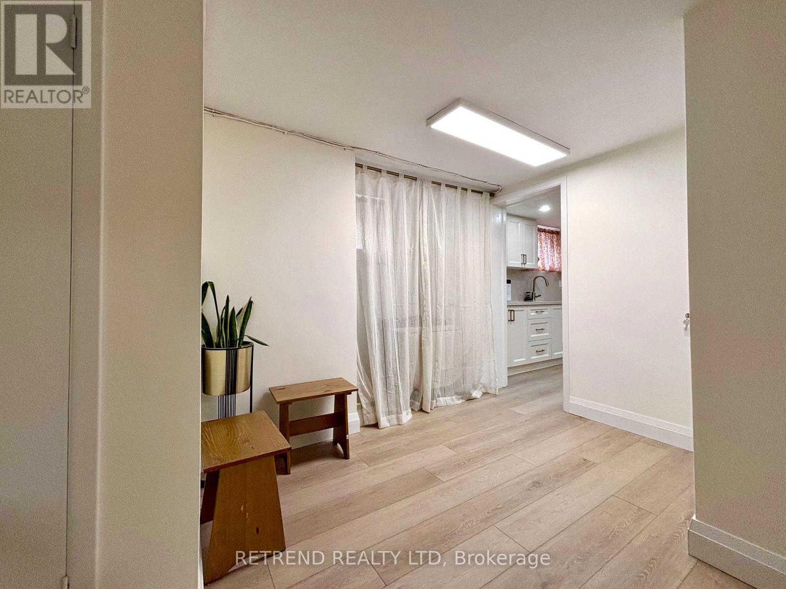 Lower - 260 Ranee Avenue, Toronto, Ontario  M6A 1N6 - Photo 21 - W13249522