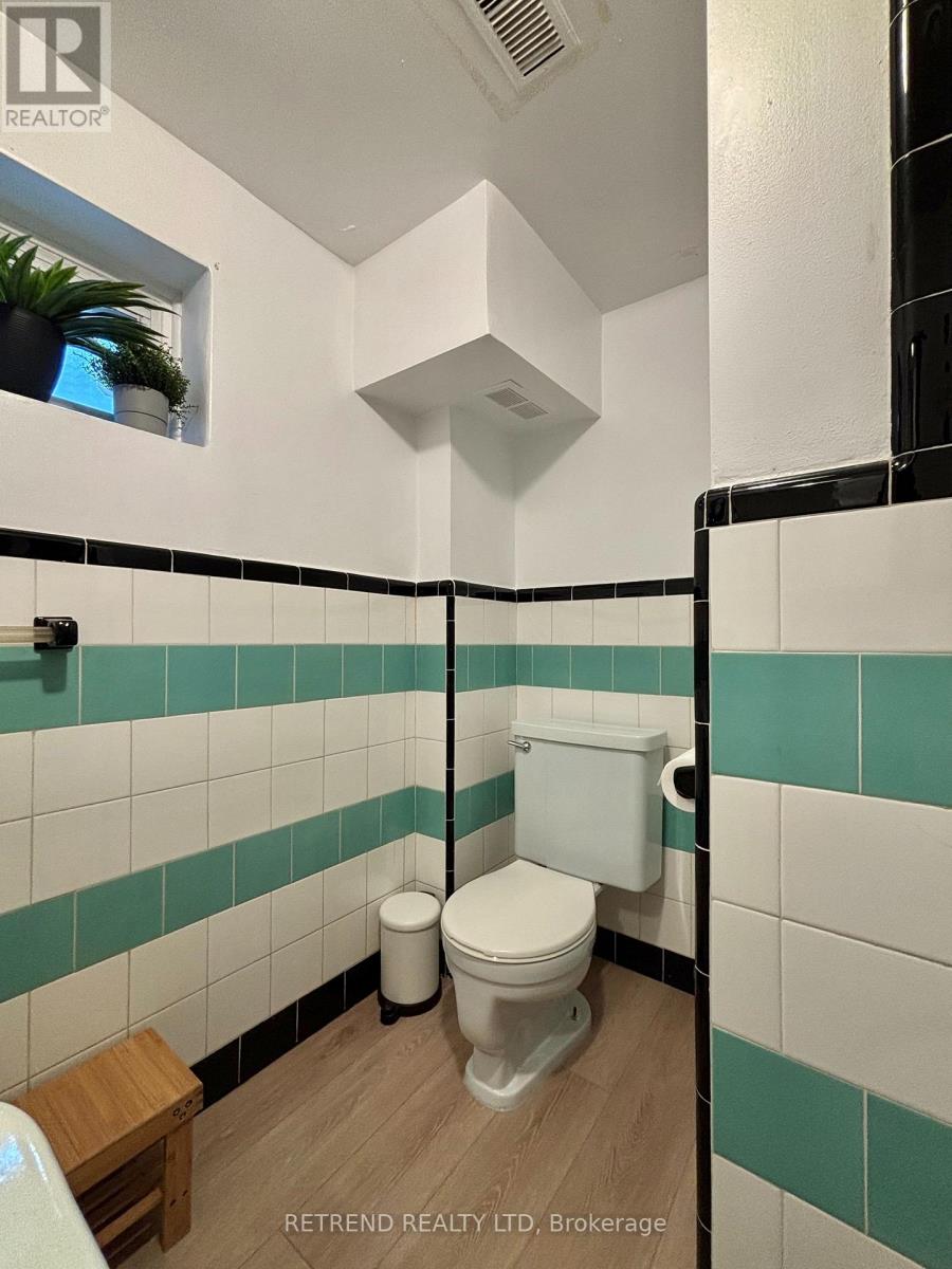 Lower - 260 Ranee Avenue, Toronto, Ontario  M6A 1N6 - Photo 26 - W13249522