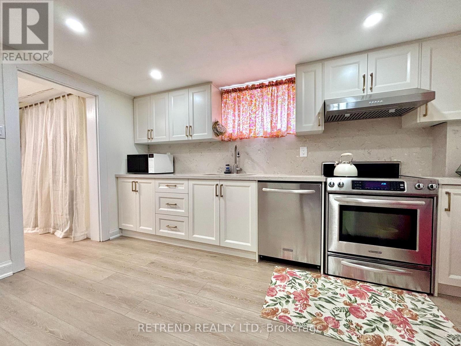 Lower - 260 Ranee Avenue, Toronto, Ontario  M6A 1N6 - Photo 5 - W13249522