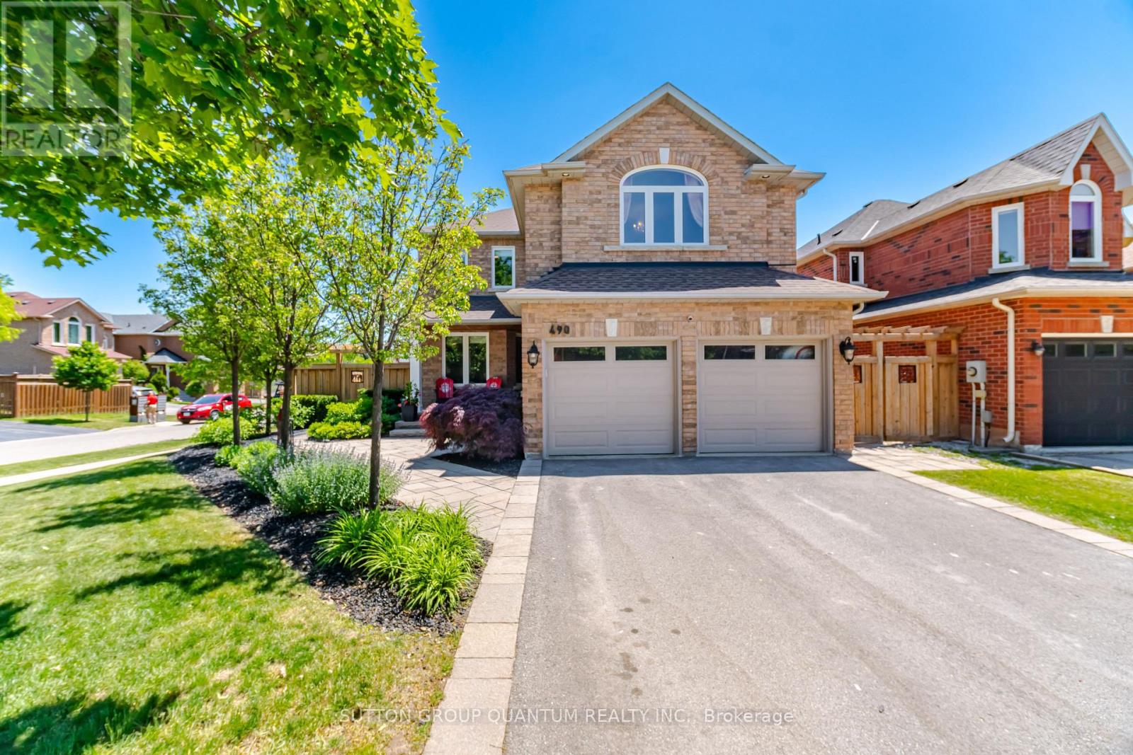 490 Grovehill Road, Oakville, Ontario  L6H 6L2 - Photo 1 - W13249612