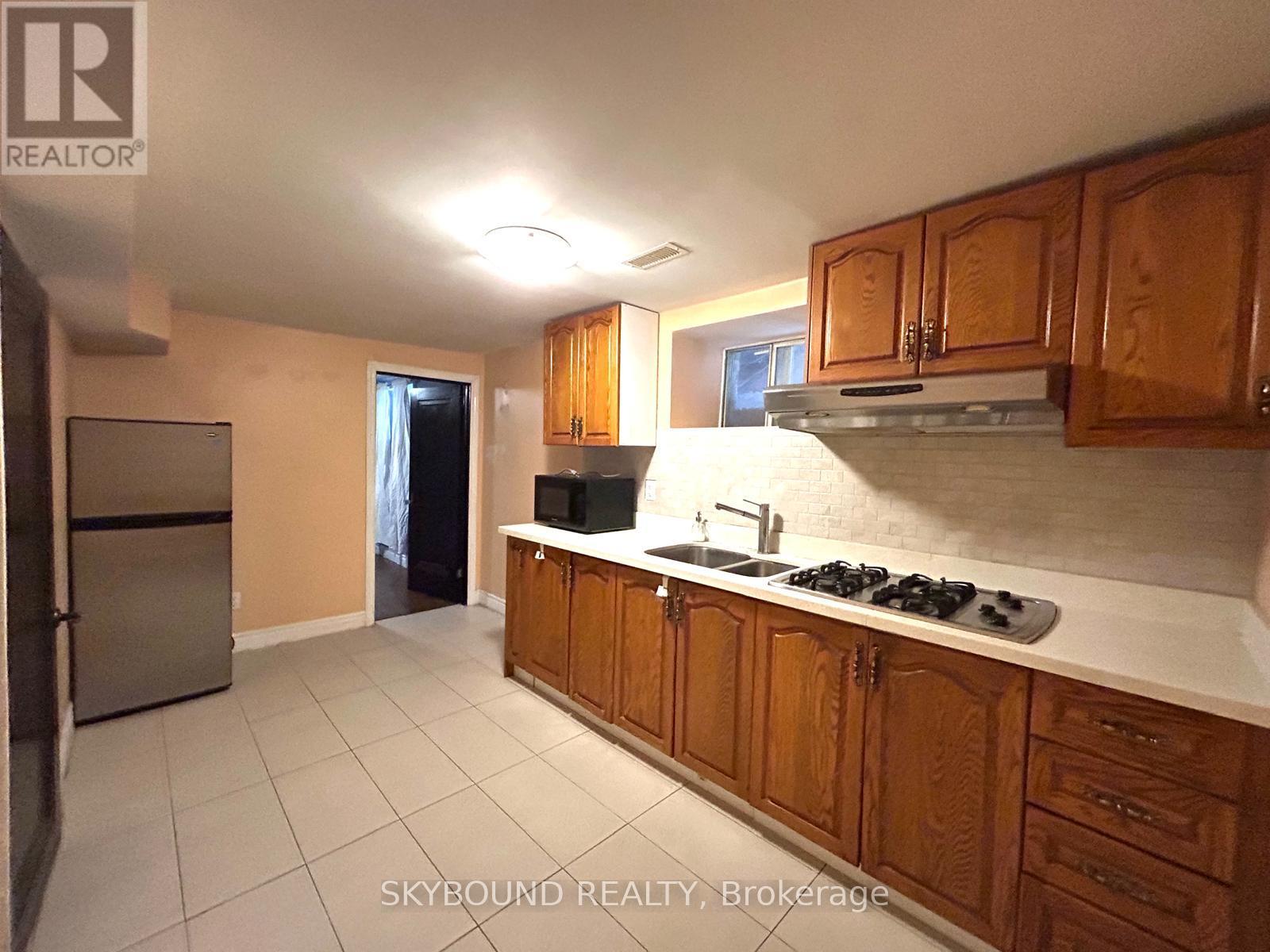 Basement - 354 St Johns Road, Toronto, Ontario  M6S 2K7 - Photo 13 - W13249646
