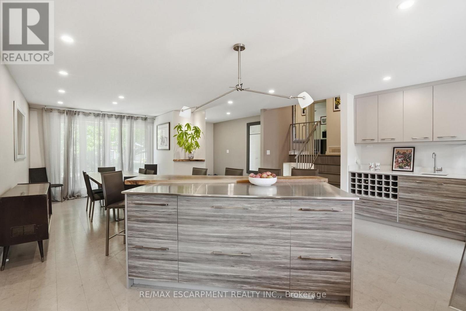 570 Rosedale Crescent, Burlington, Ontario  L7N 2T1 - Photo 14 - W13249660