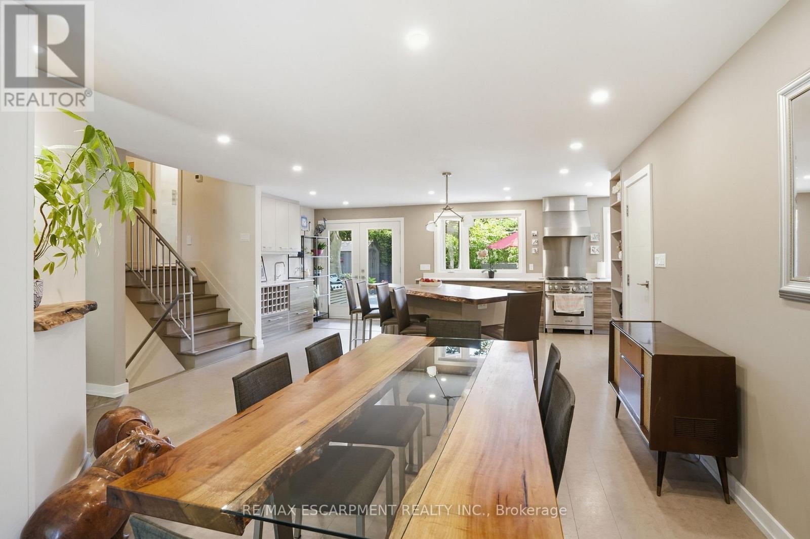 570 Rosedale Crescent, Burlington, Ontario  L7N 2T1 - Photo 7 - W13249660