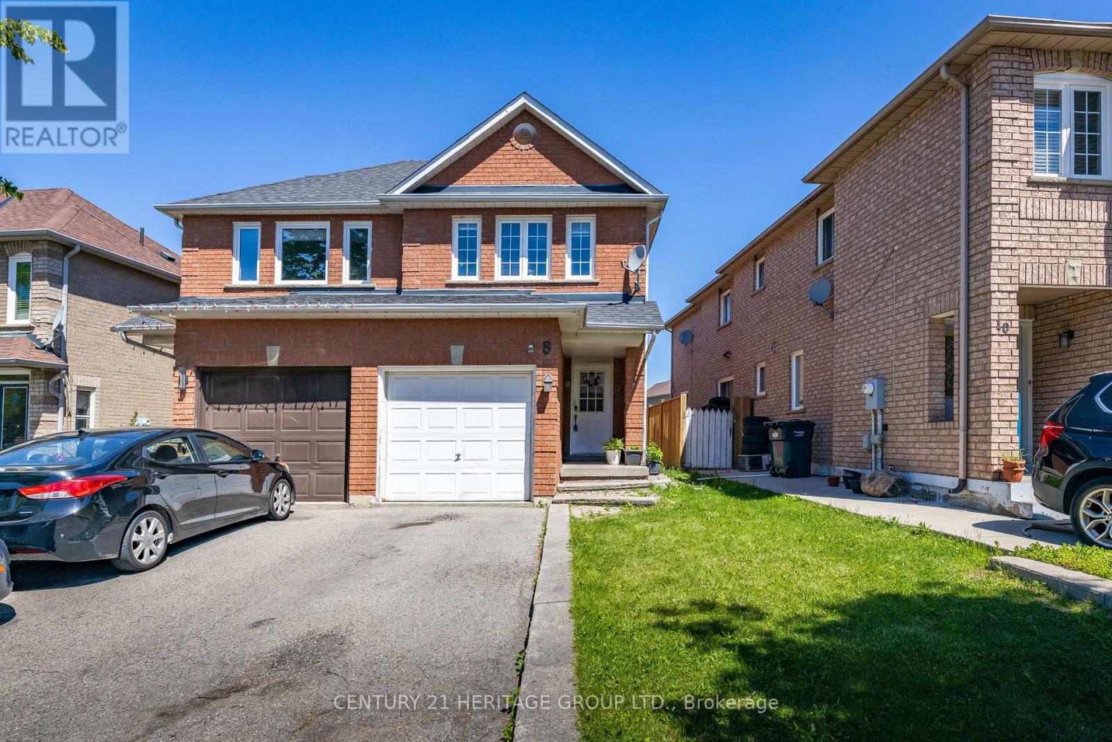 8 CARUSO DRIVE, Brampton, Ontario