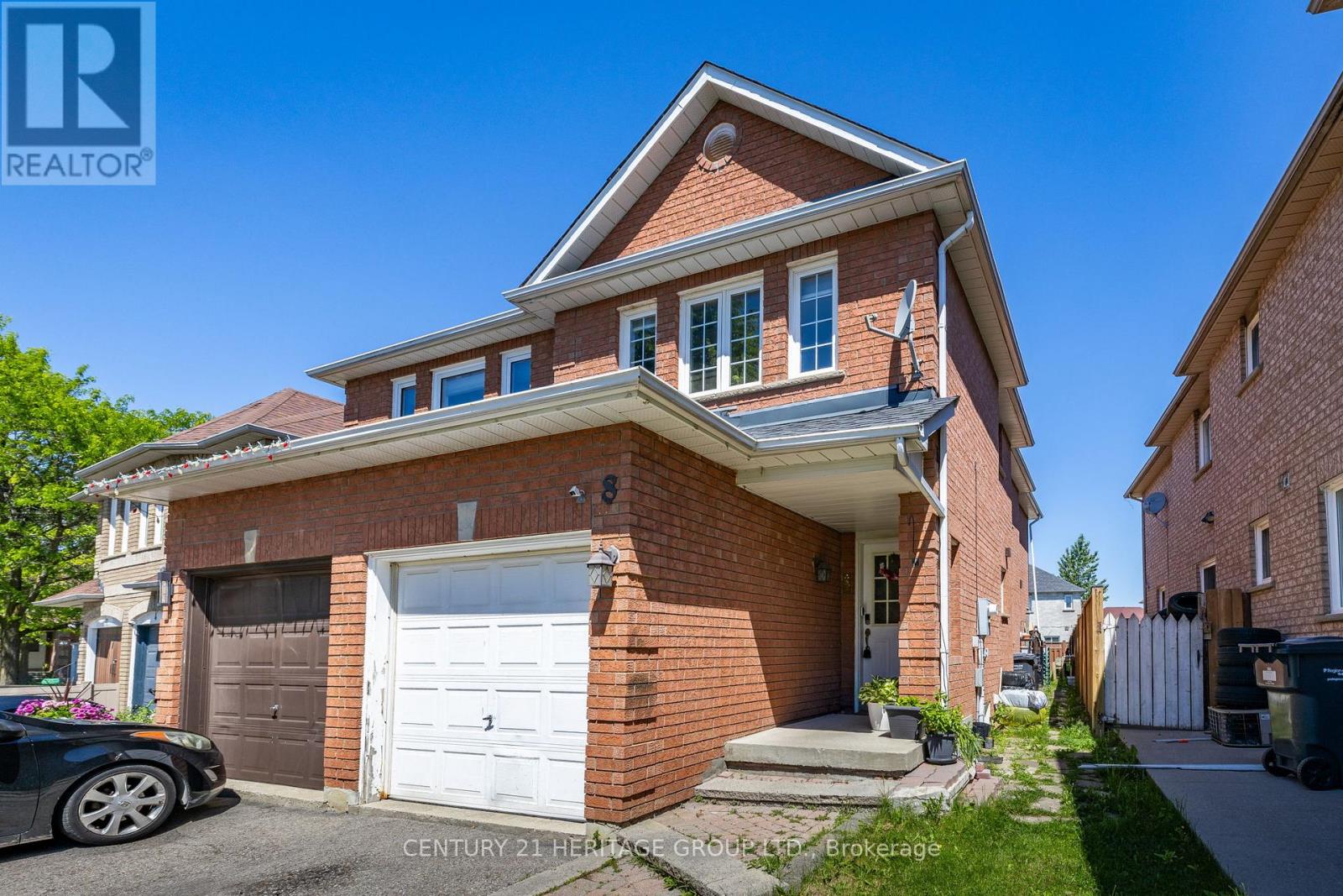 8 Caruso Drive, Brampton, Ontario  L6Y 5B1 - Photo 2 - W13249676