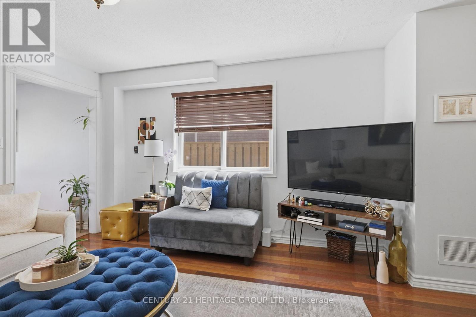 8 Caruso Drive, Brampton, Ontario  L6Y 5B1 - Photo 6 - W13249676