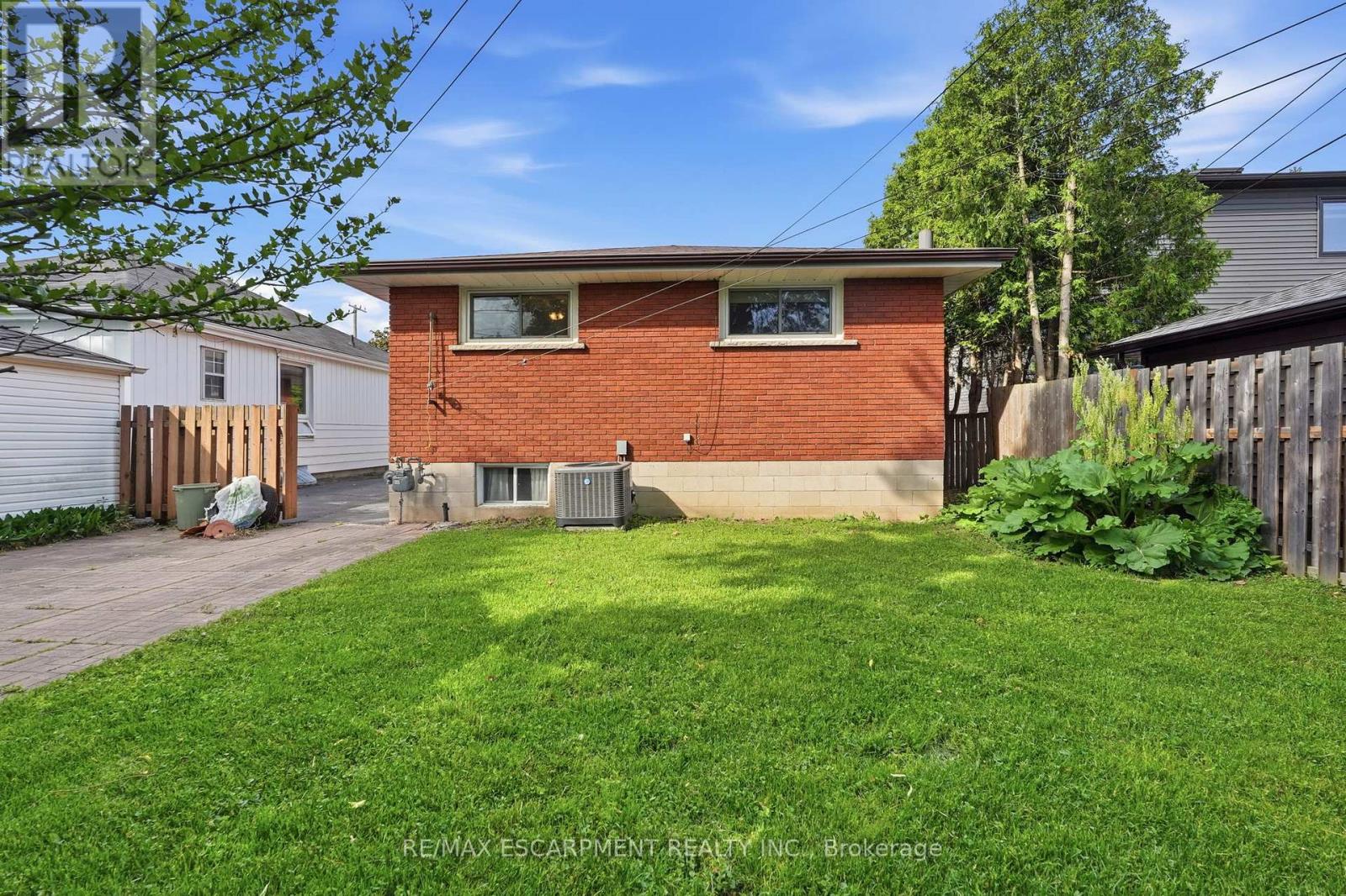 1347 Fisher Avenue, Burlington, Ontario  L7P 2L7 - Photo 38 - W13249692